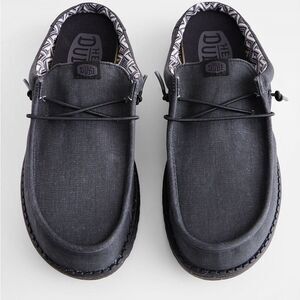 Hey Dude Wally Slip Canvas Mule Shoe size 12